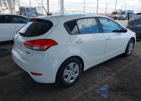 2017 Kia Forte Lx z USA, uszkodzony, nr VIN KNAFK5A88H5705579